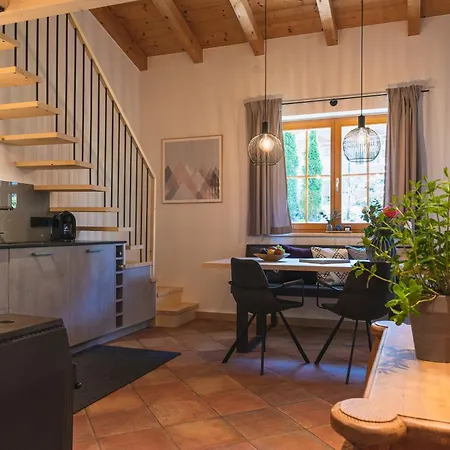 Semesterbostad Dorfchalets - Alma Inkl Tauern Therme Eintritt & Sommerkarte