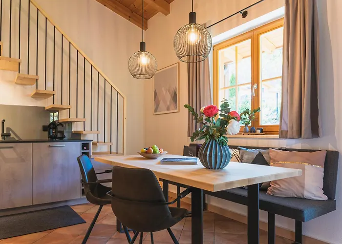 Dorfchalets - Alma Inkl Tauern Therme Eintritt & Sommerkarte *